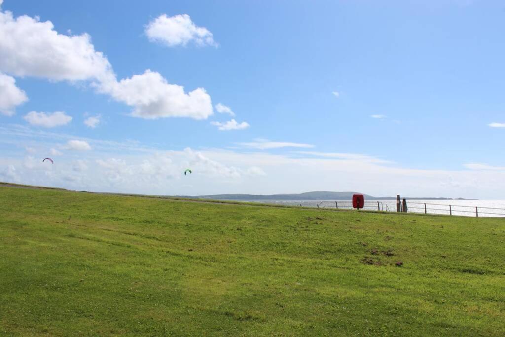 Cockledora, A Luxury Ground Floor Beachfront Apartment Llanelli Zewnętrze zdjęcie