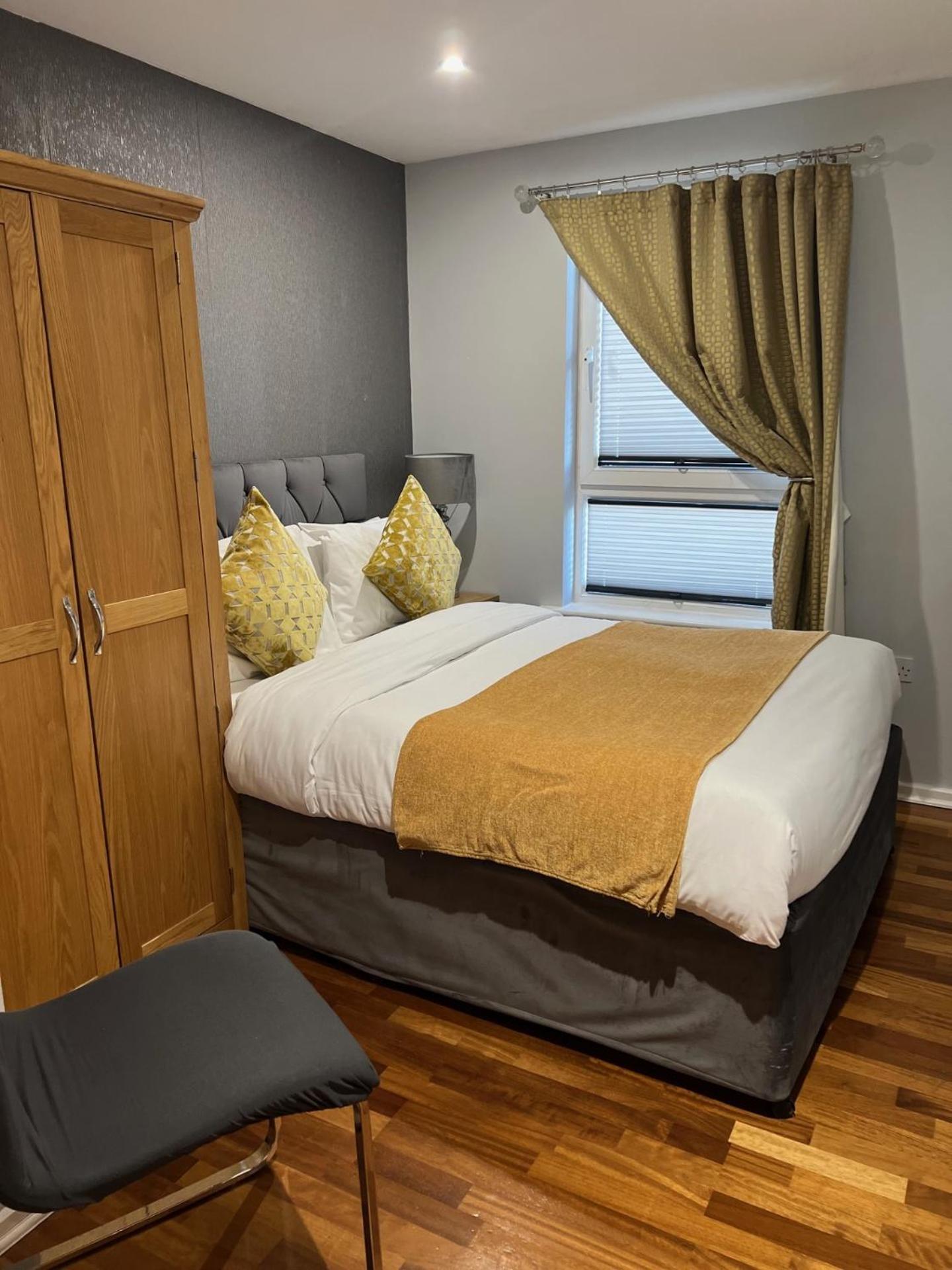 Cockledora, A Luxury Ground Floor Beachfront Apartment Llanelli Zewnętrze zdjęcie